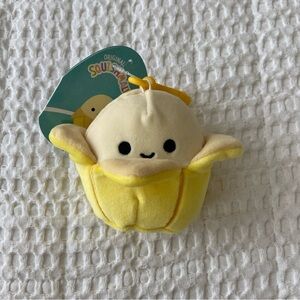 Squishmallows Junie the Banana clip keychain NWT HTF!!